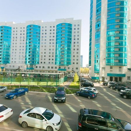 Cozy Apartment On Sarayshyq Street 5E Astana Extérieur photo